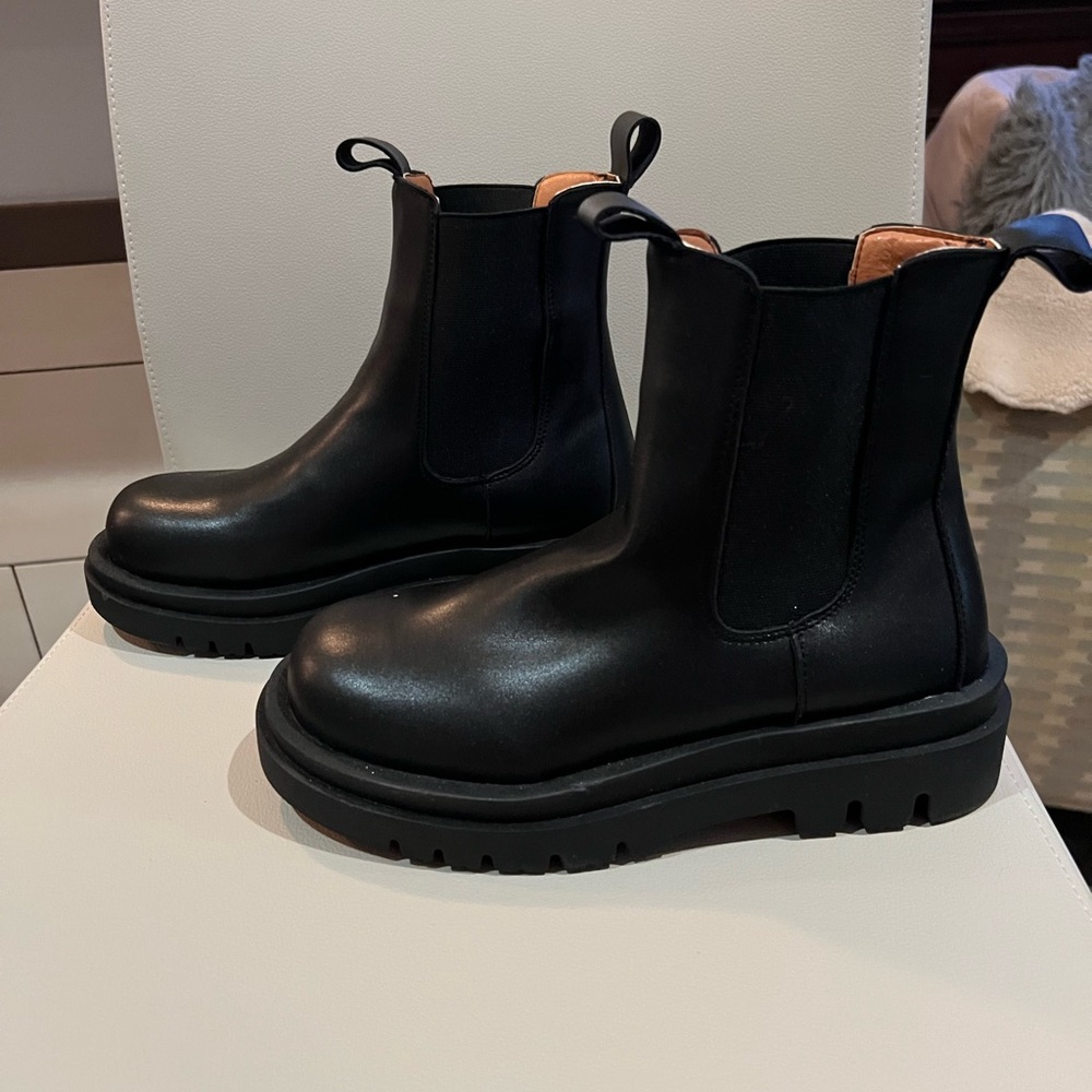 Shein Chunky Chelsea Boots